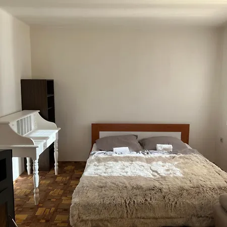 Linden House Vakantiehuis *
