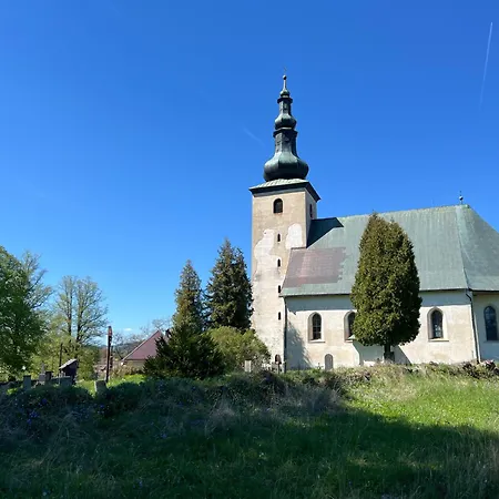 Vakantiehuis Linden House Sklené